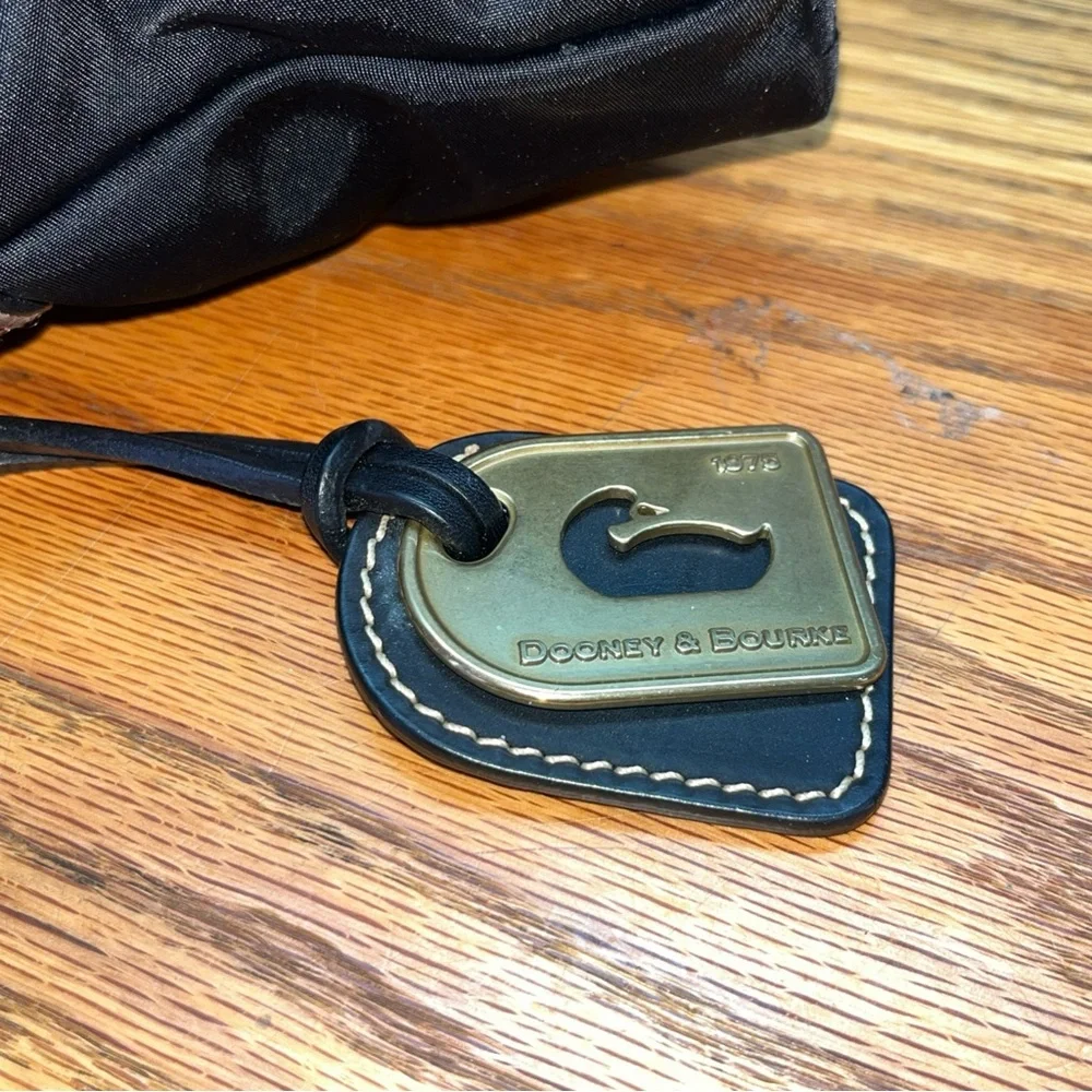 DOONEY & BOURKE Black Nylon Leather Trim Crossbody Purse Gold Charm Duck Logo